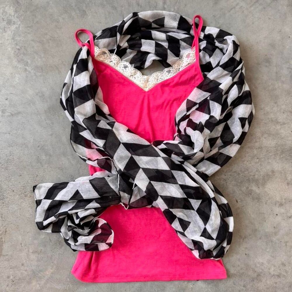 Black & white geometric print lightweight sheer summer scarf